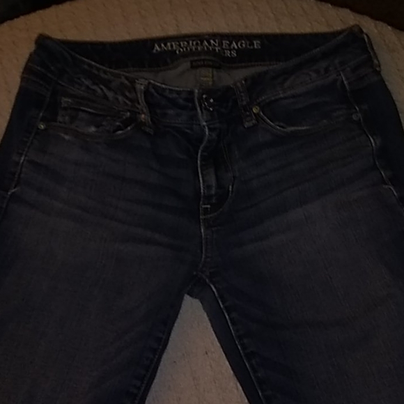 American Eagle Outfitters super stretch jeans. - Picture 3 of 9